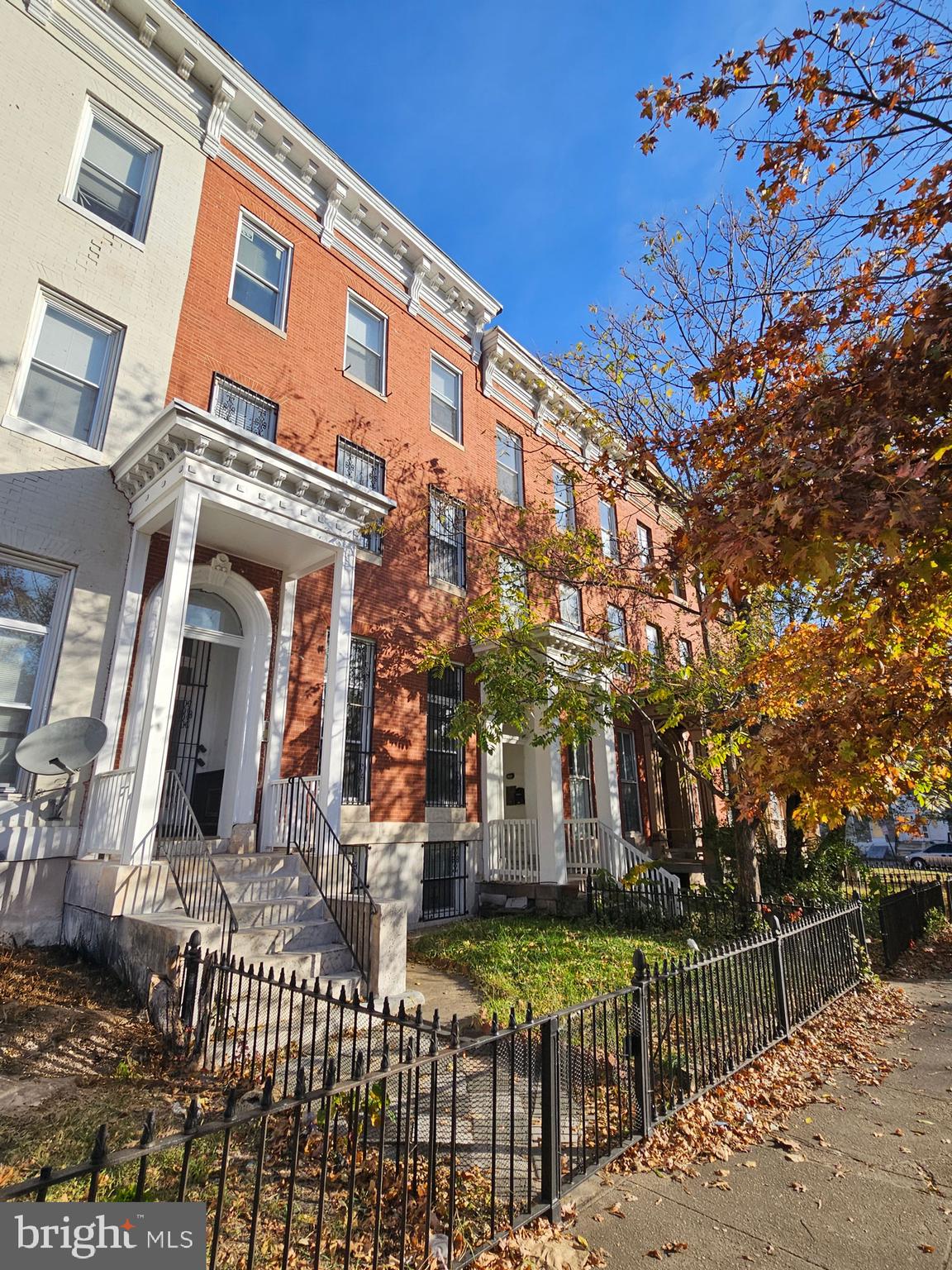 FRANKLIN SQUARE HISTORIC DISTRICT - Residential Lease