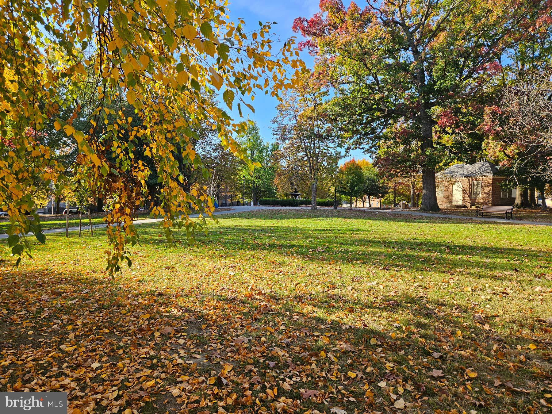 FRANKLIN SQUARE HISTORIC DISTRICT - Residential Lease
