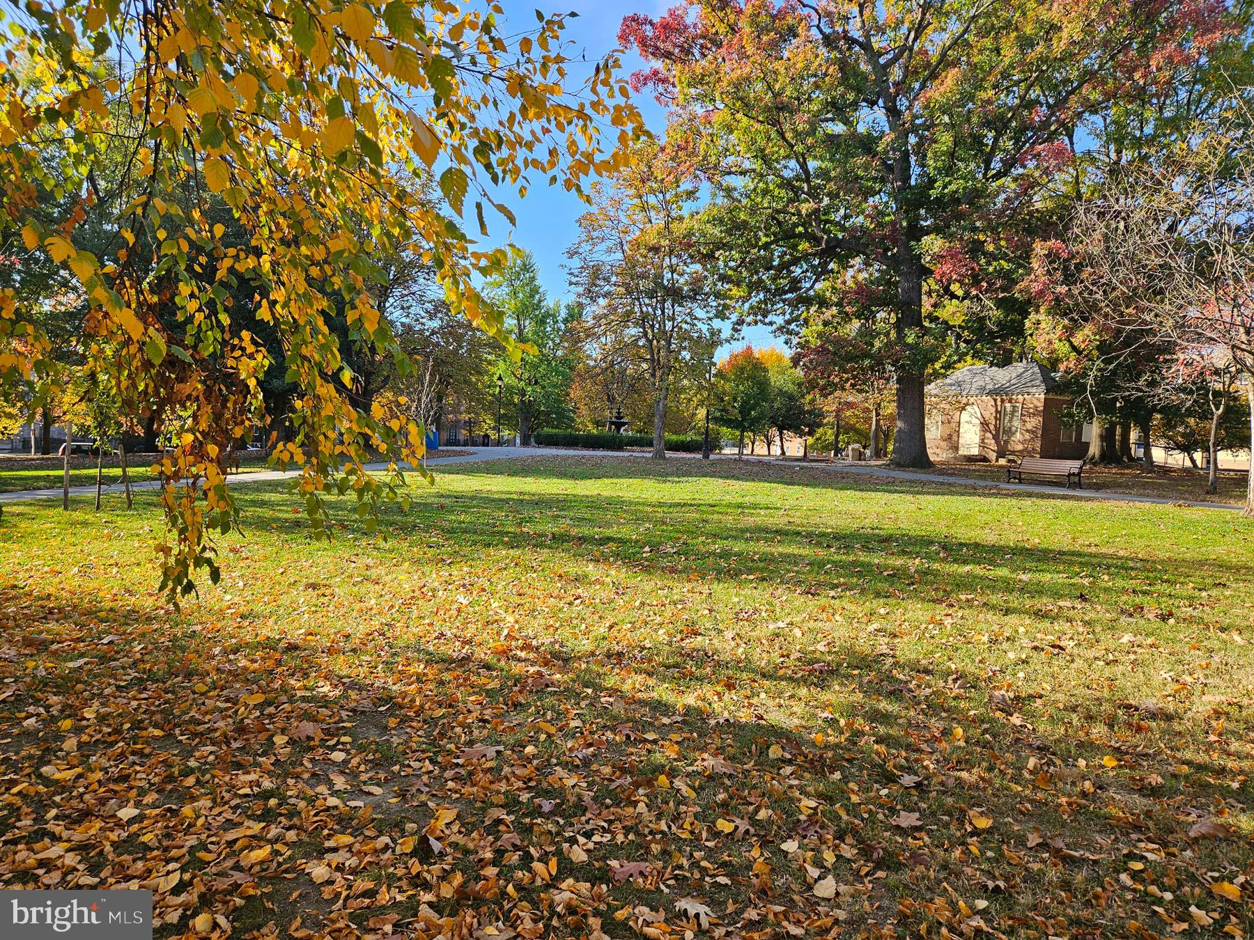 FRANKLIN SQUARE HISTORIC DISTRICT - Residential Lease
