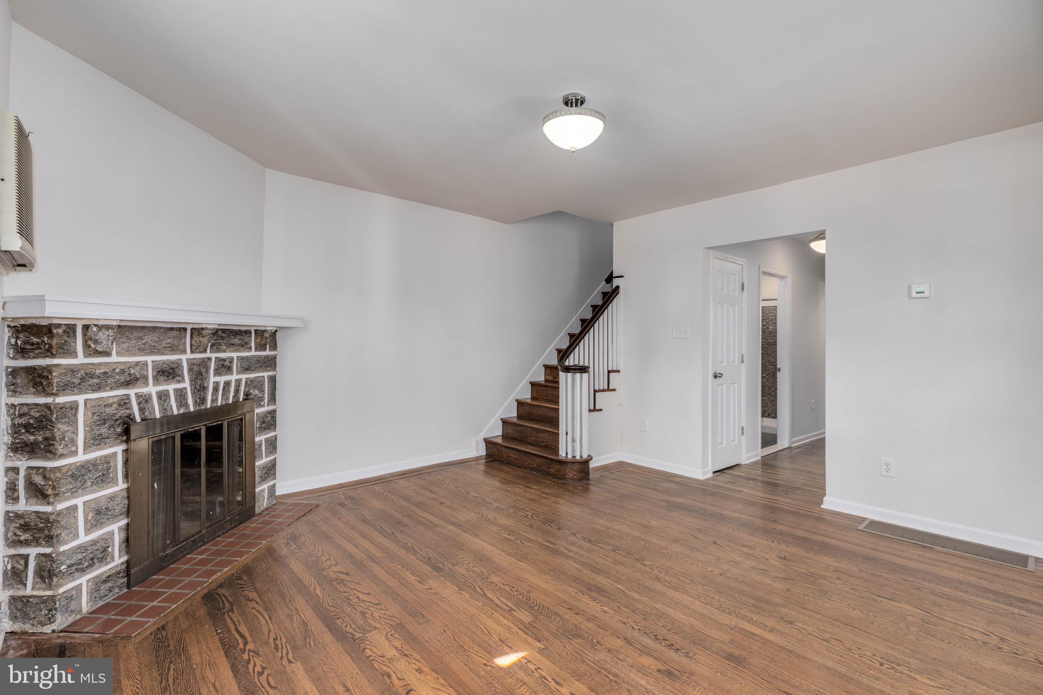 DREXEL PLAZA - Residential Lease