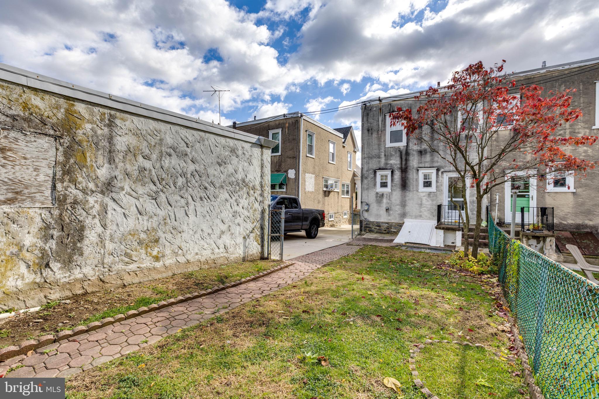 DREXEL PLAZA - Residential Lease