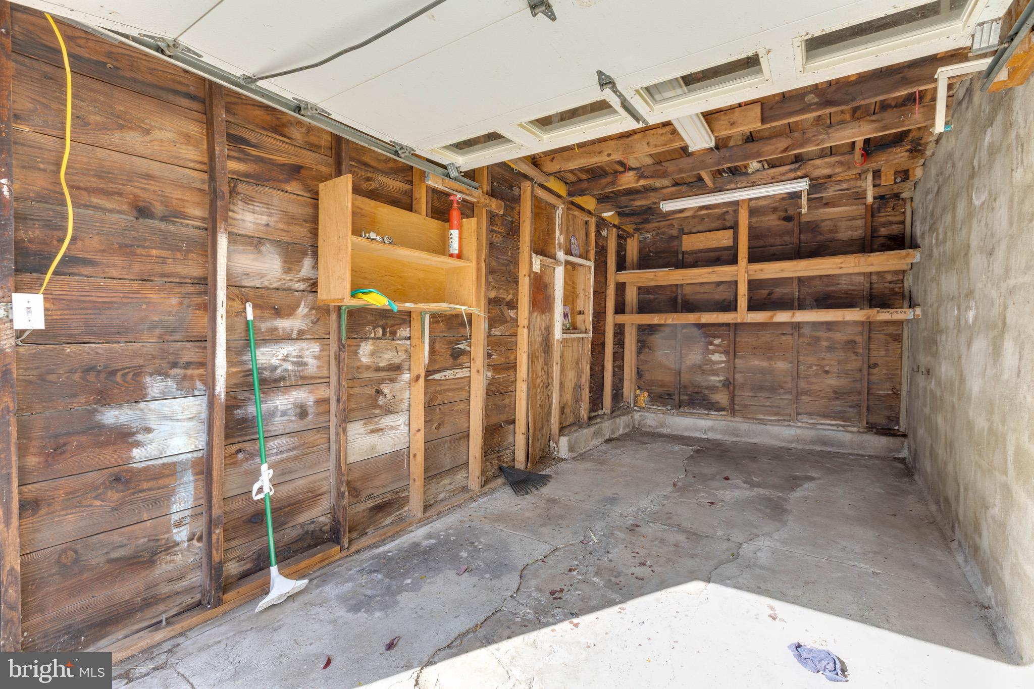 DREXEL PLAZA - Residential Lease