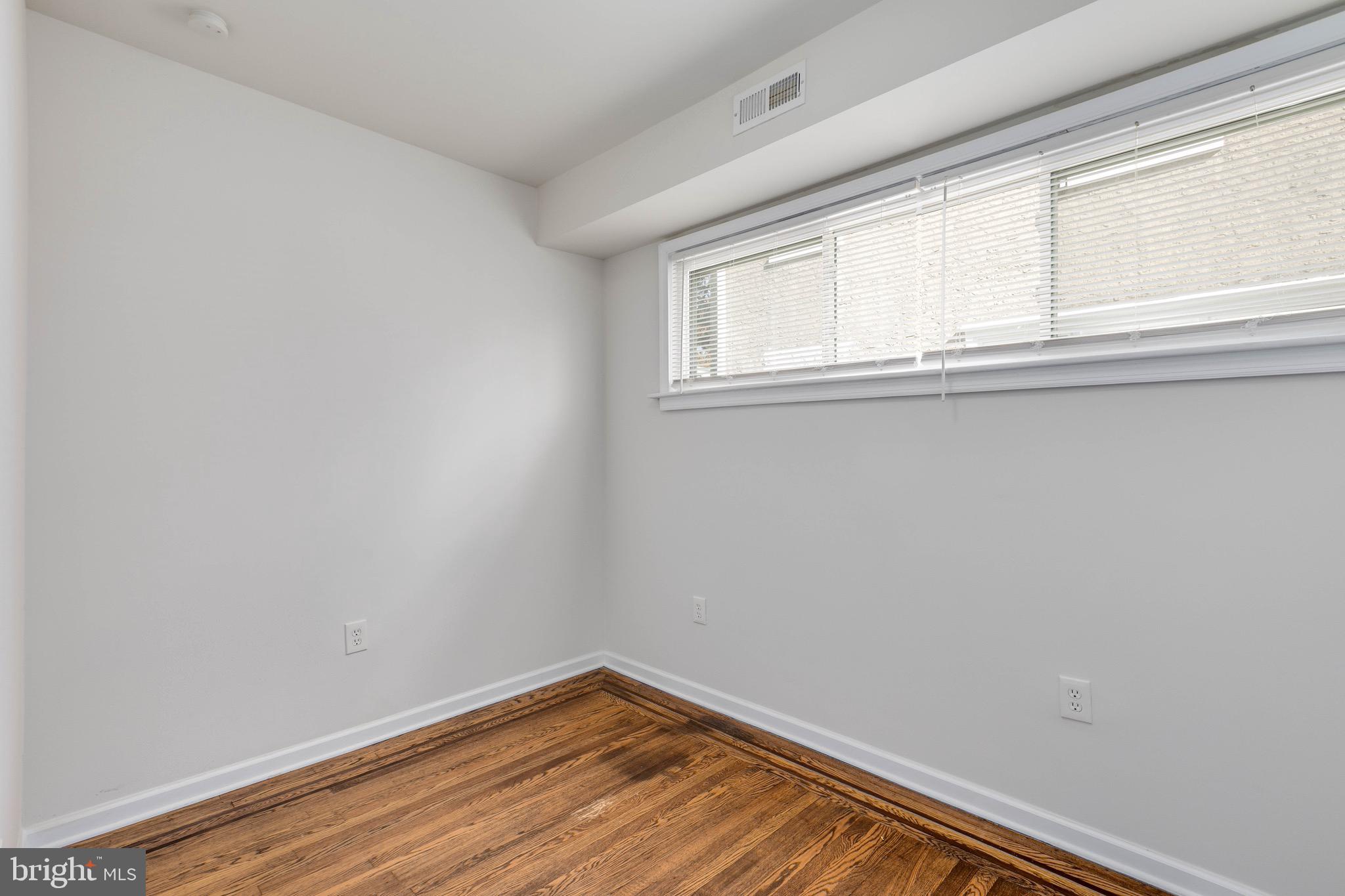 DREXEL PLAZA - Residential Lease