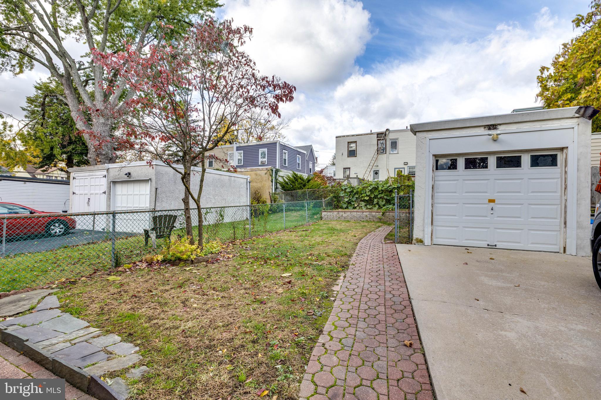 DREXEL PLAZA - Residential Lease