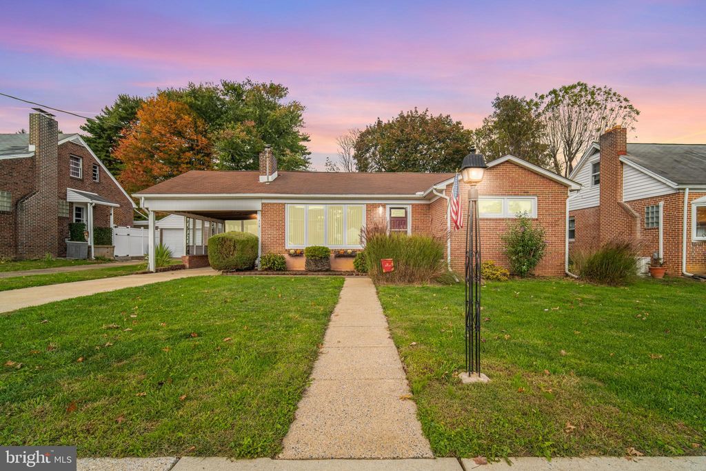Photo of 719 Elkwood Dr, NEW CUMBERLAND, PA 17070 (MLS # PACB2047290)