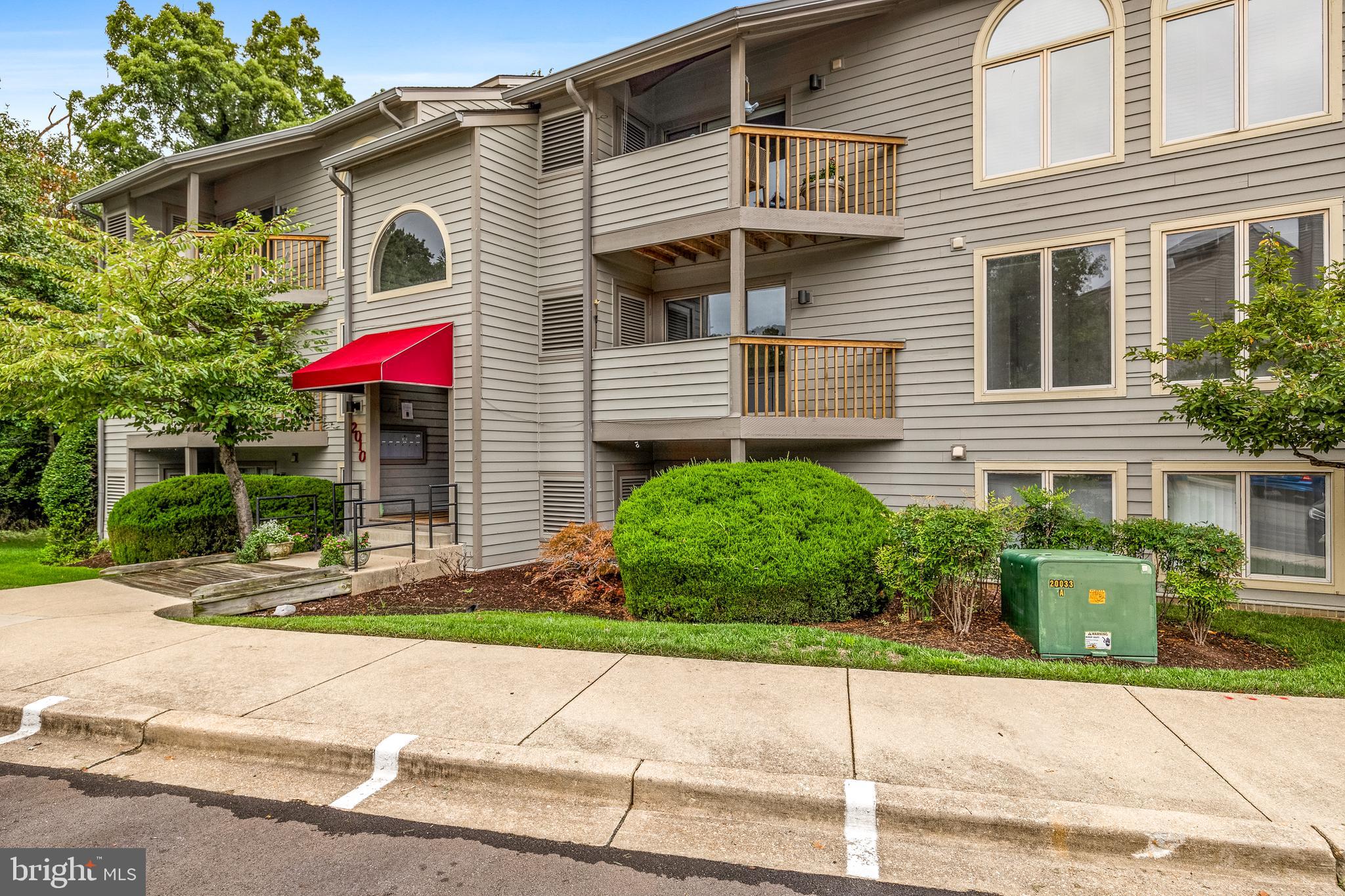 CHESAPEAKE HARBOUR - Residential