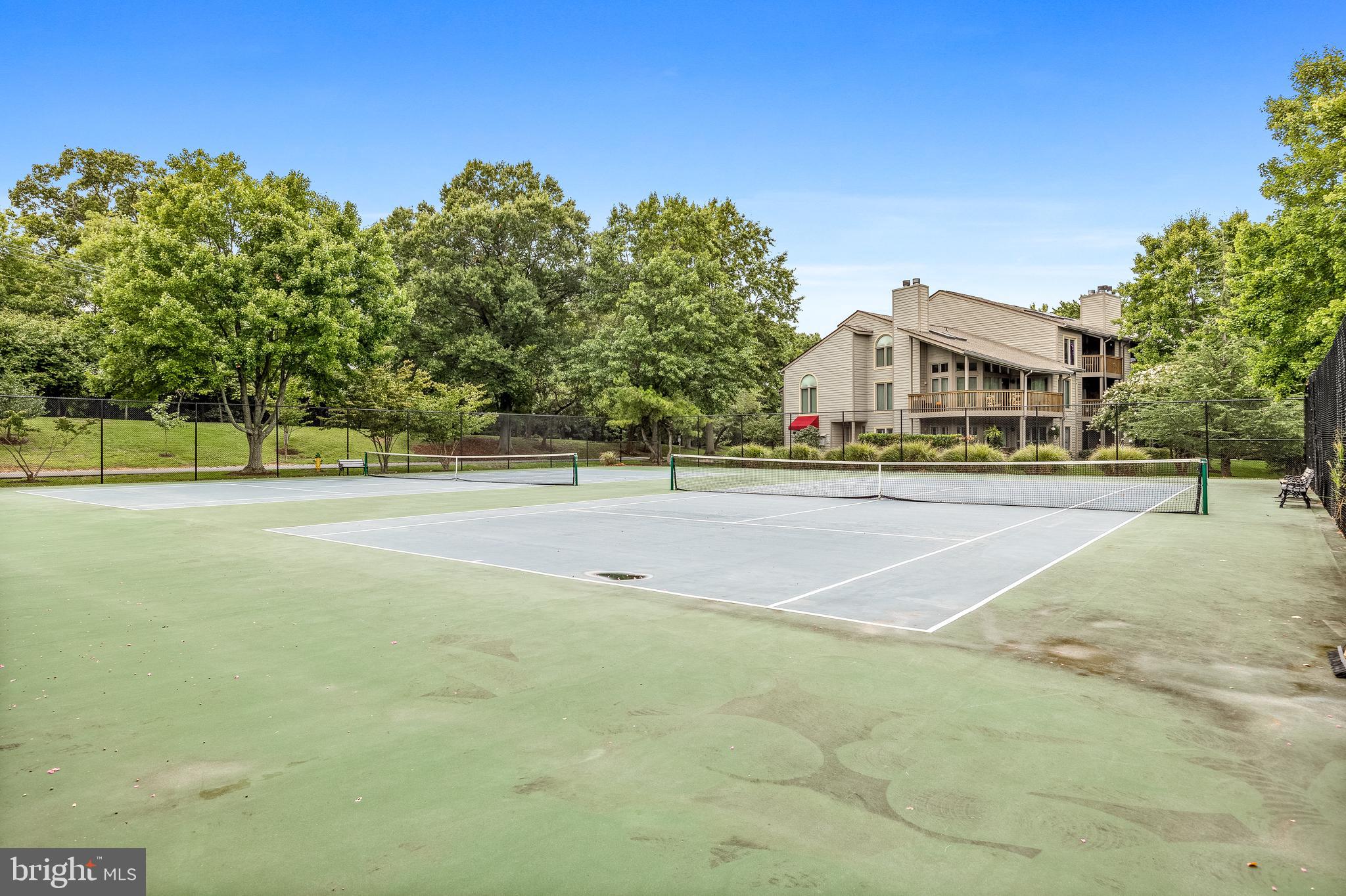 CHESAPEAKE HARBOUR - Residential