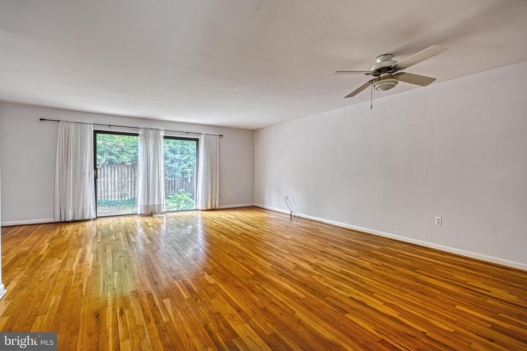 DULANEY TOWERS - Residential