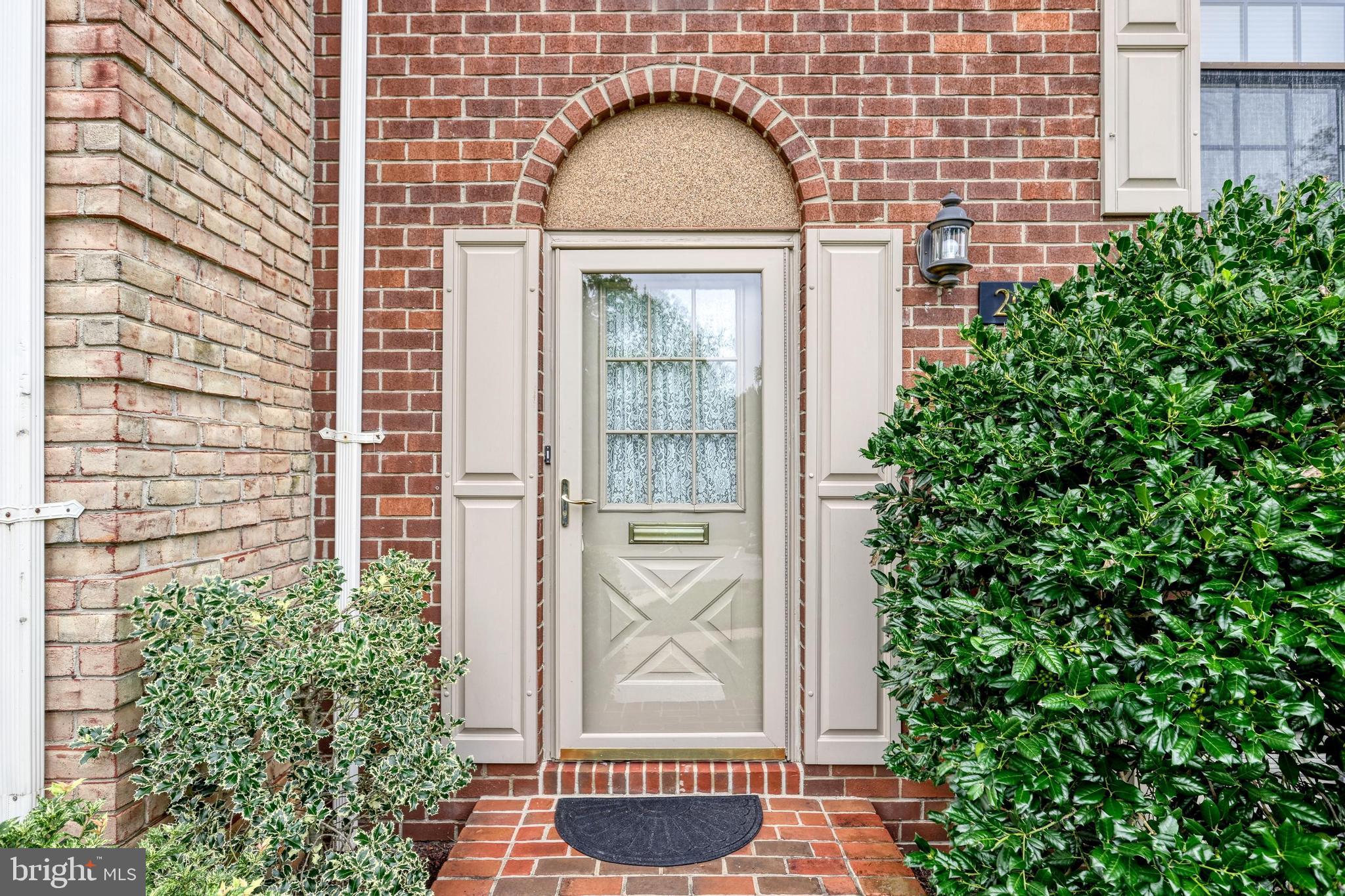 DULANEY TOWERS - Residential