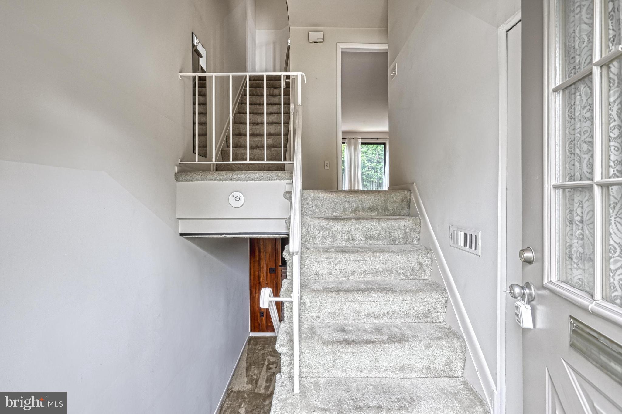 DULANEY TOWERS - Residential