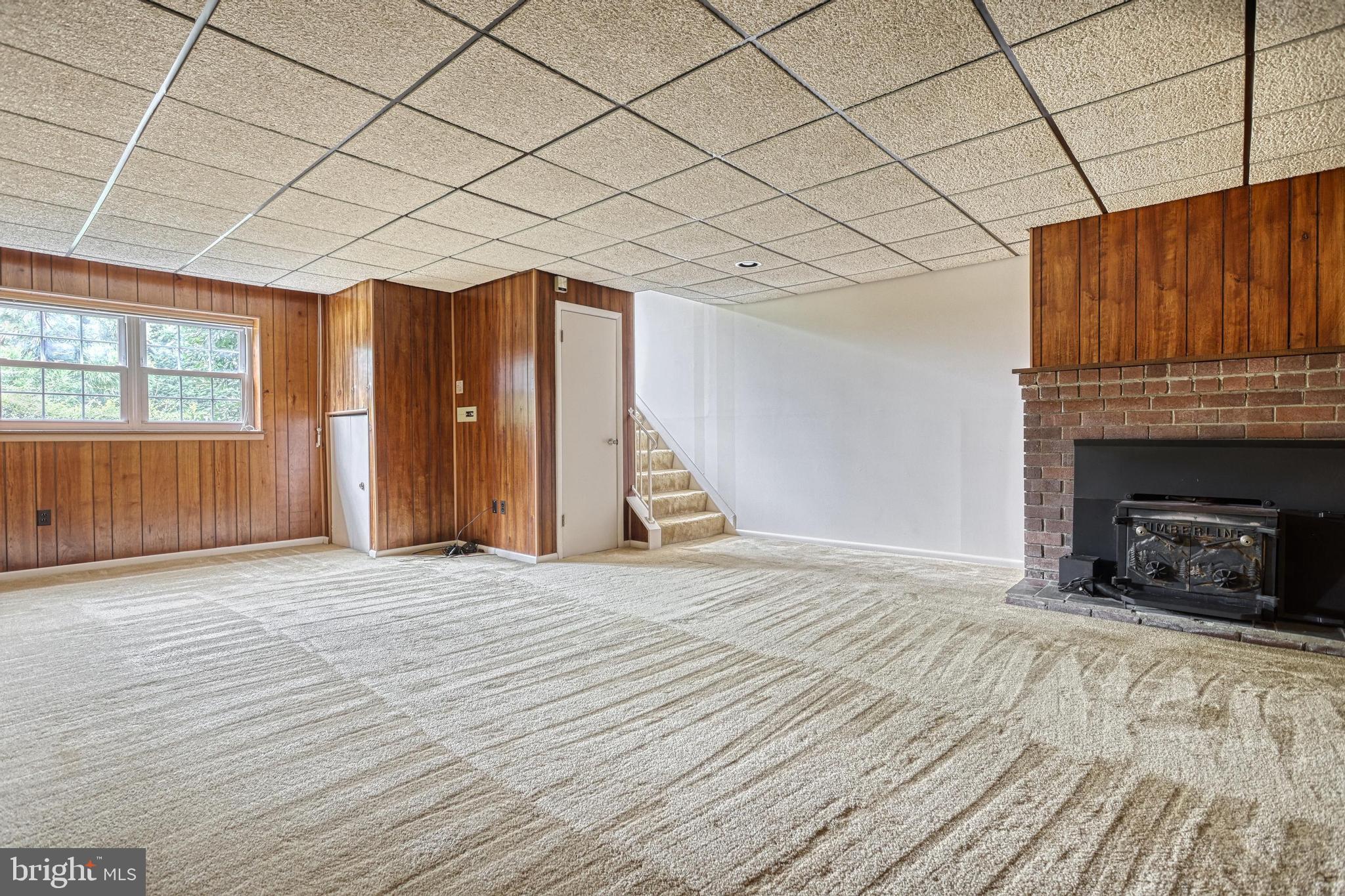 DULANEY TOWERS - Residential