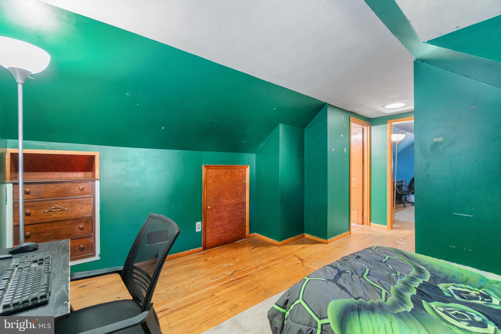 PINE TERRACE - Residential