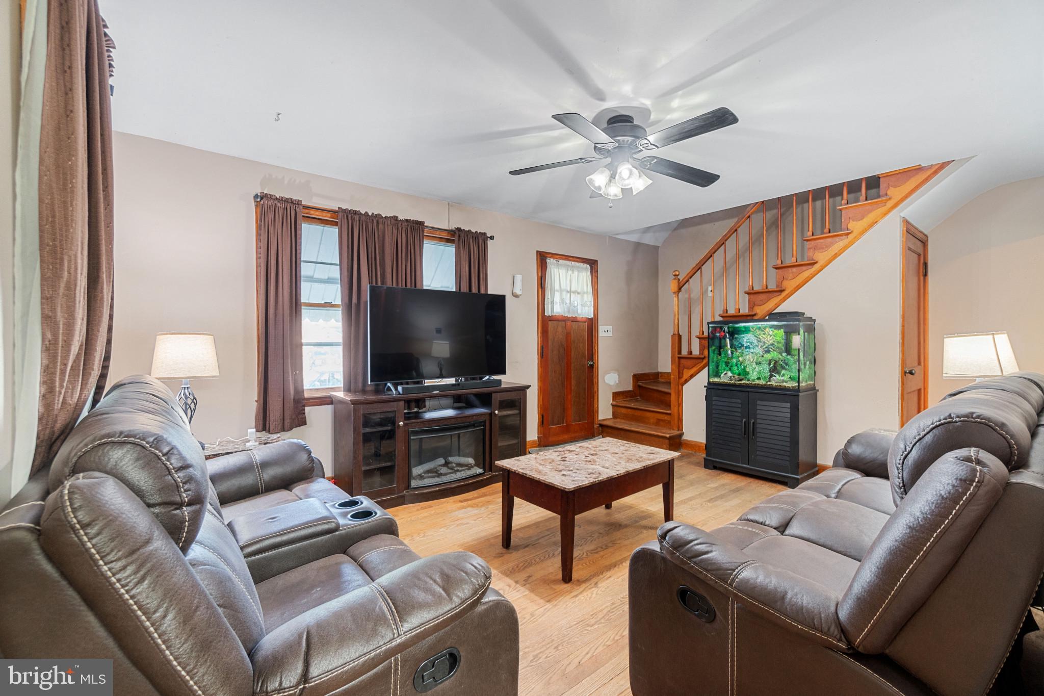 PINE TERRACE - Residential