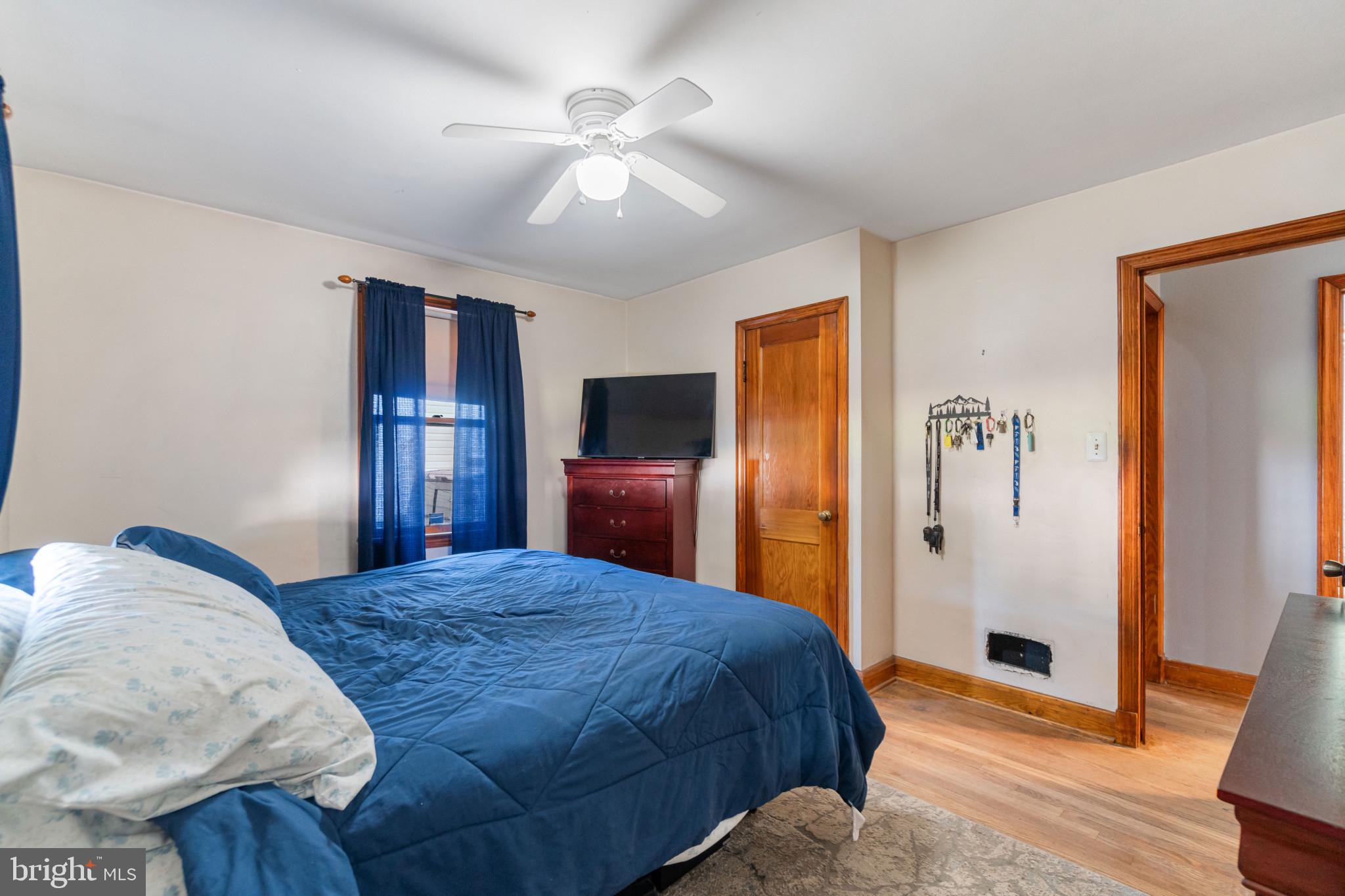 PINE TERRACE - Residential