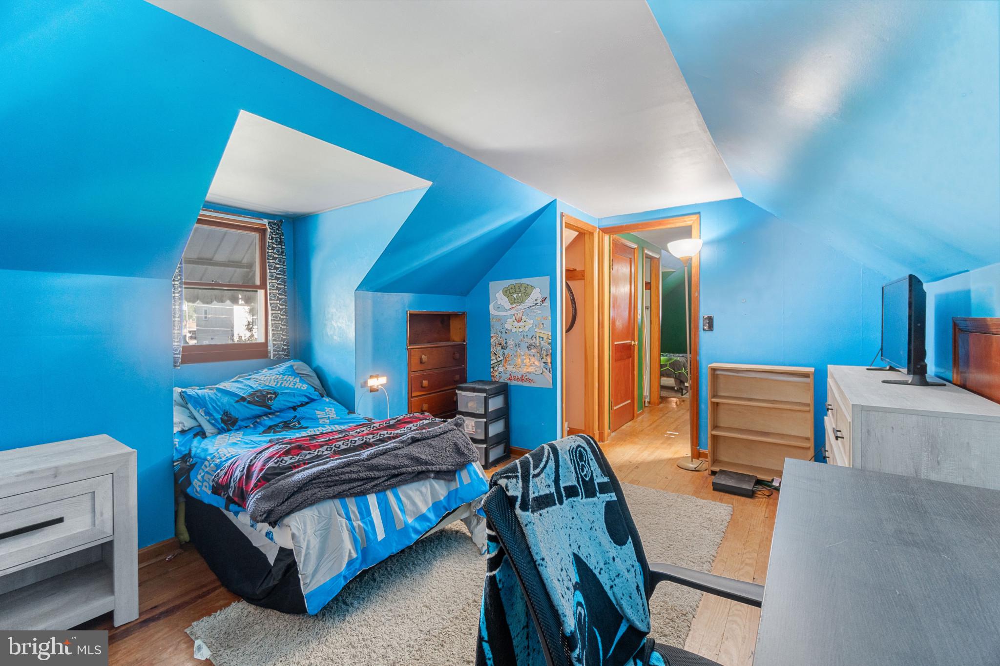 PINE TERRACE - Residential