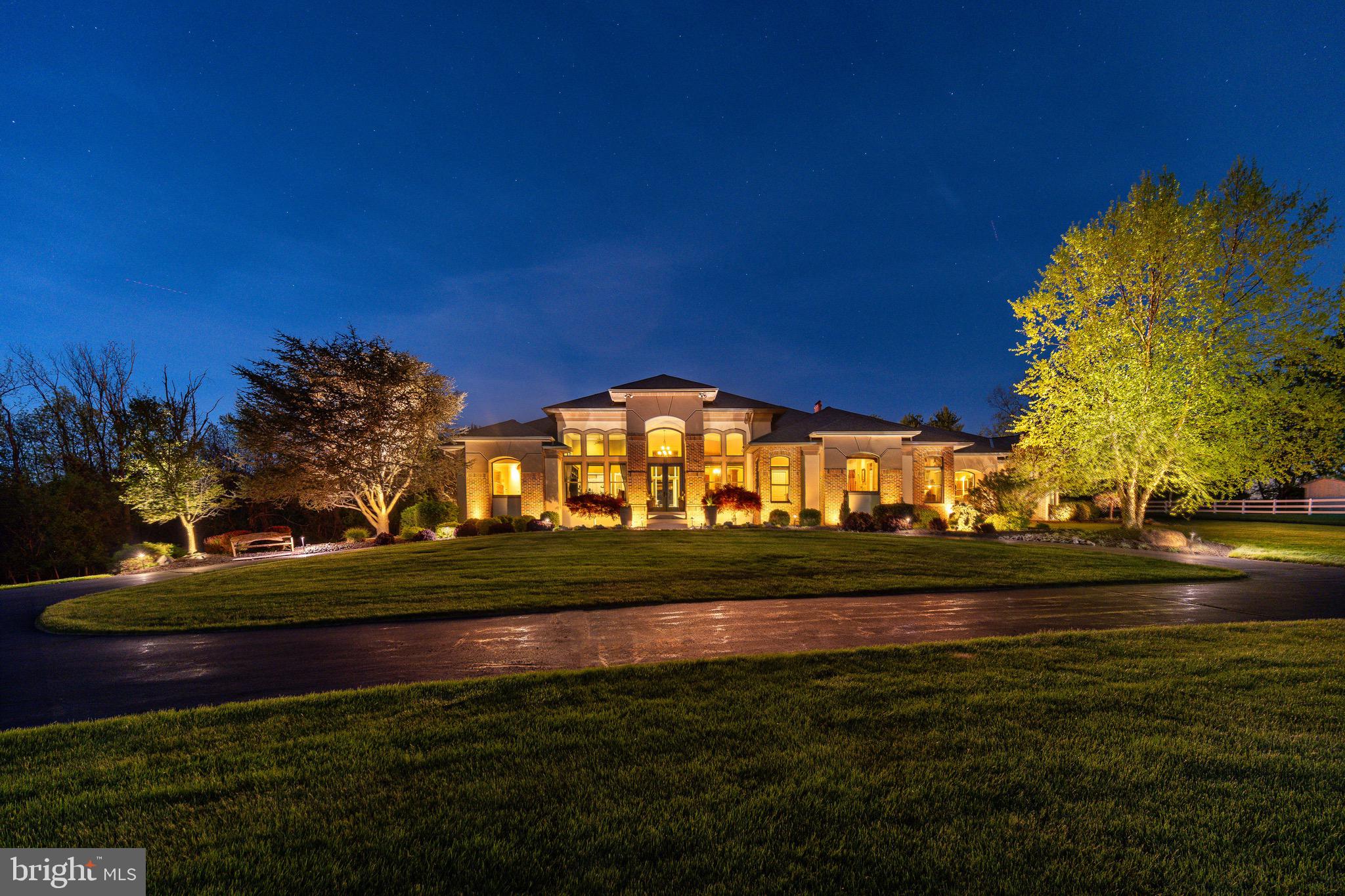 HILLTOWN - Residential