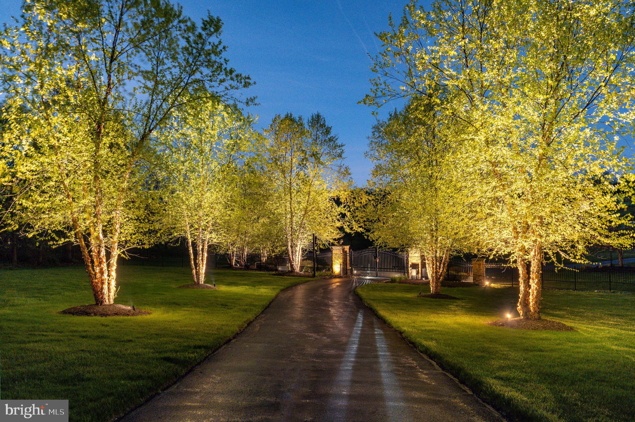 HILLTOWN - Residential