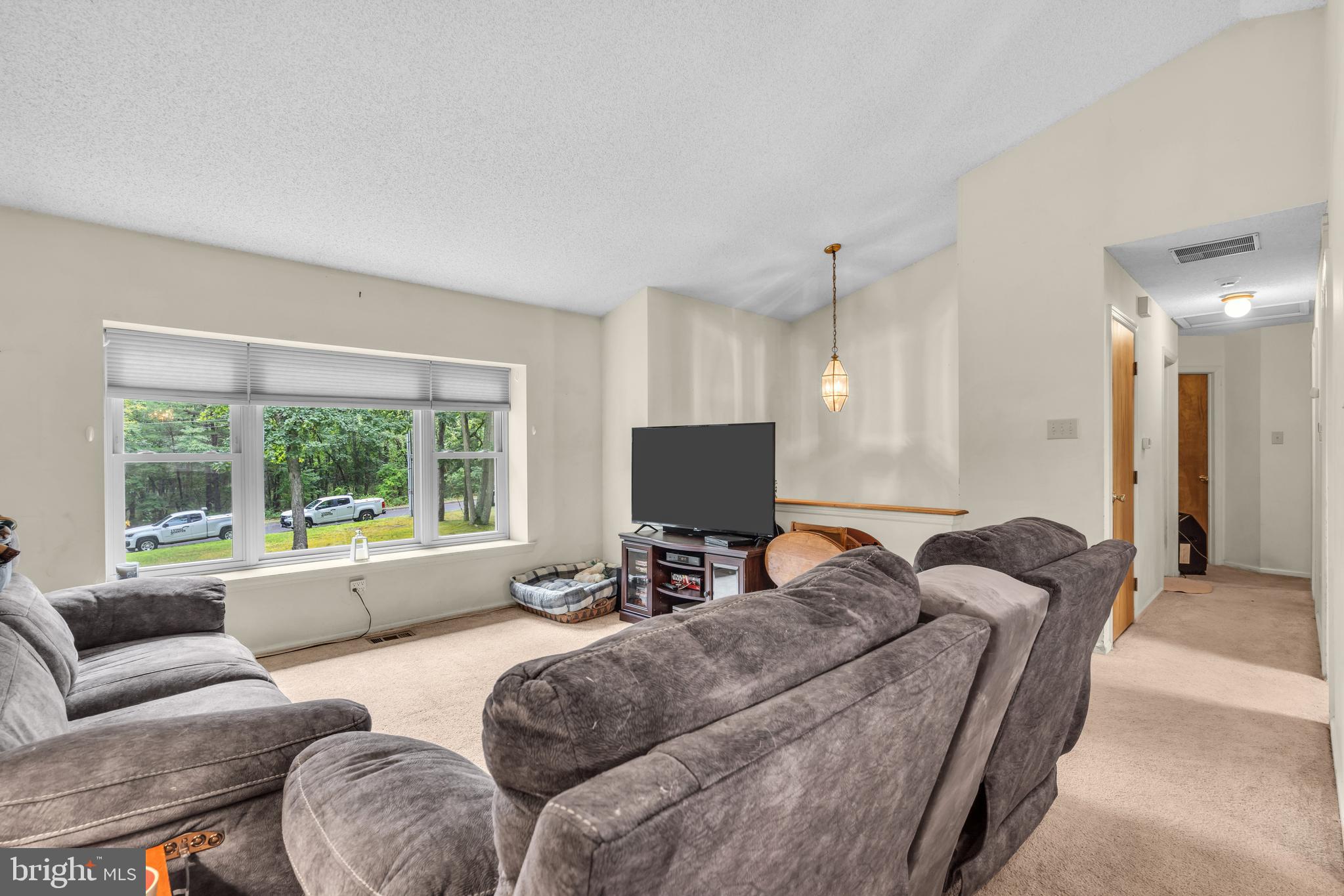 265 MOUNT VERNON AVENUE