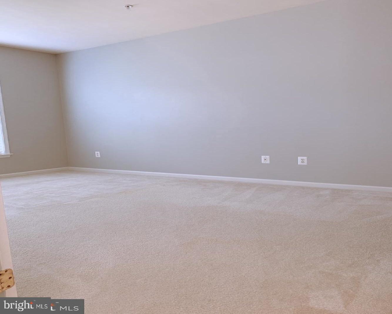 RIDGETOP COMMONS - Residential Lease