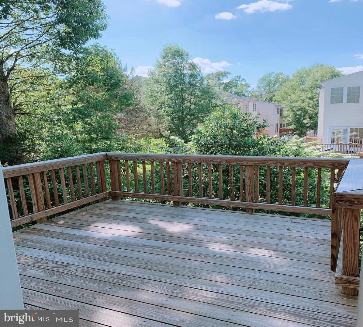 RIDGETOP COMMONS - Residential Lease