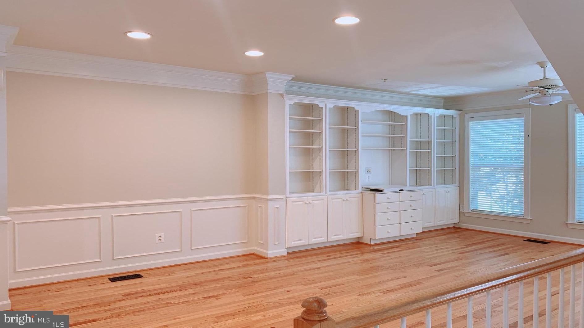 RIDGETOP COMMONS - Residential Lease