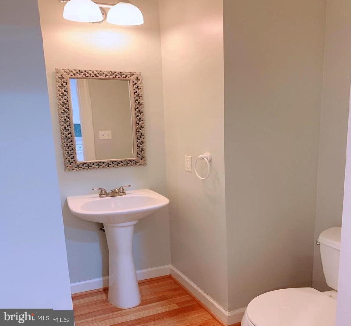 RIDGETOP COMMONS - Residential Lease