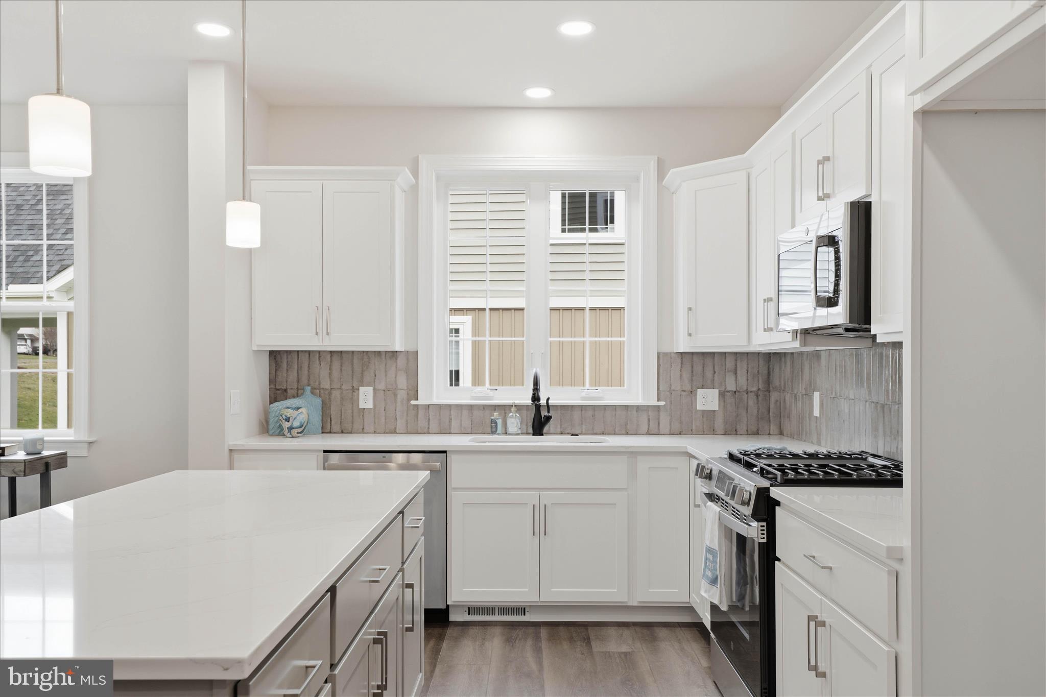 CROSSGATES - Residential