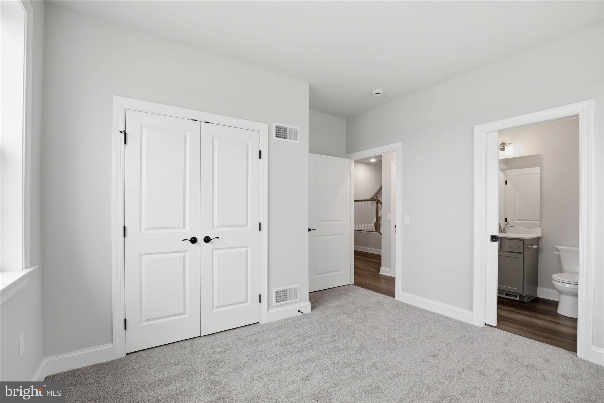 CROSSGATES - Residential