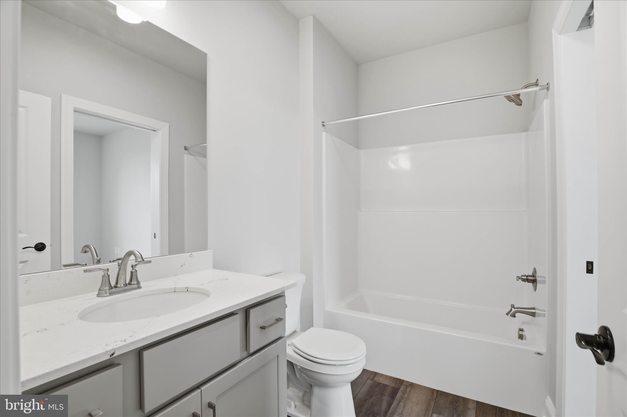 CROSSGATES - Residential