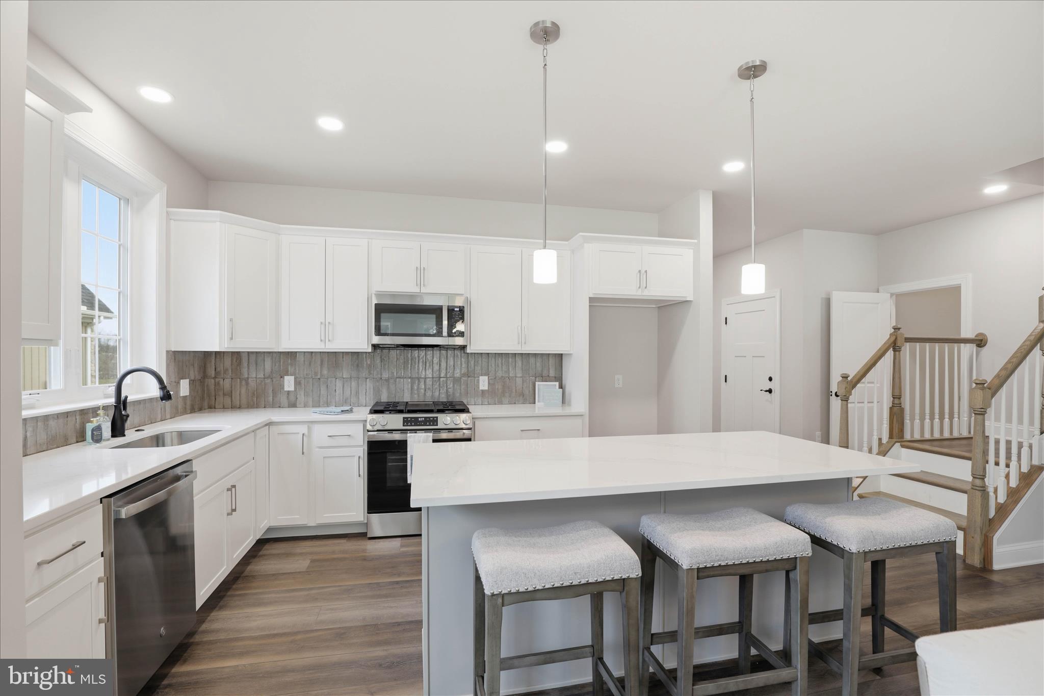 CROSSGATES - Residential