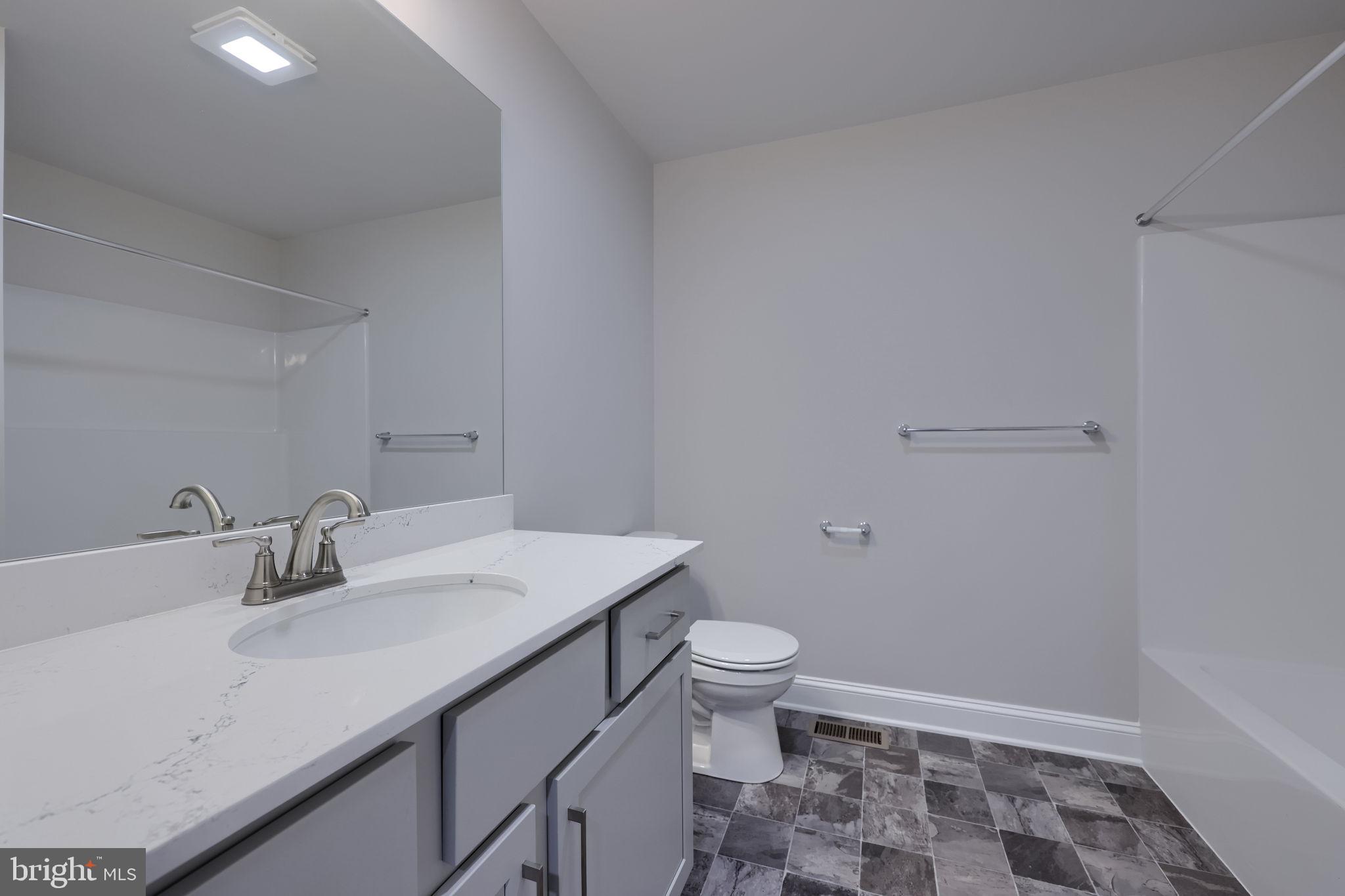 CROSSGATES - Residential