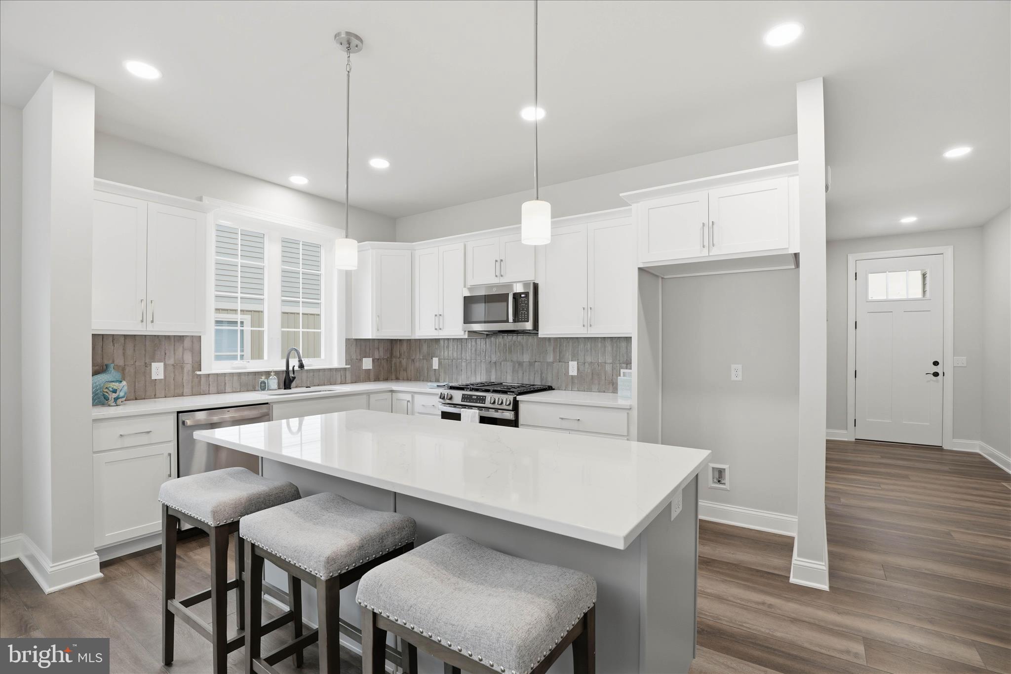 CROSSGATES - Residential