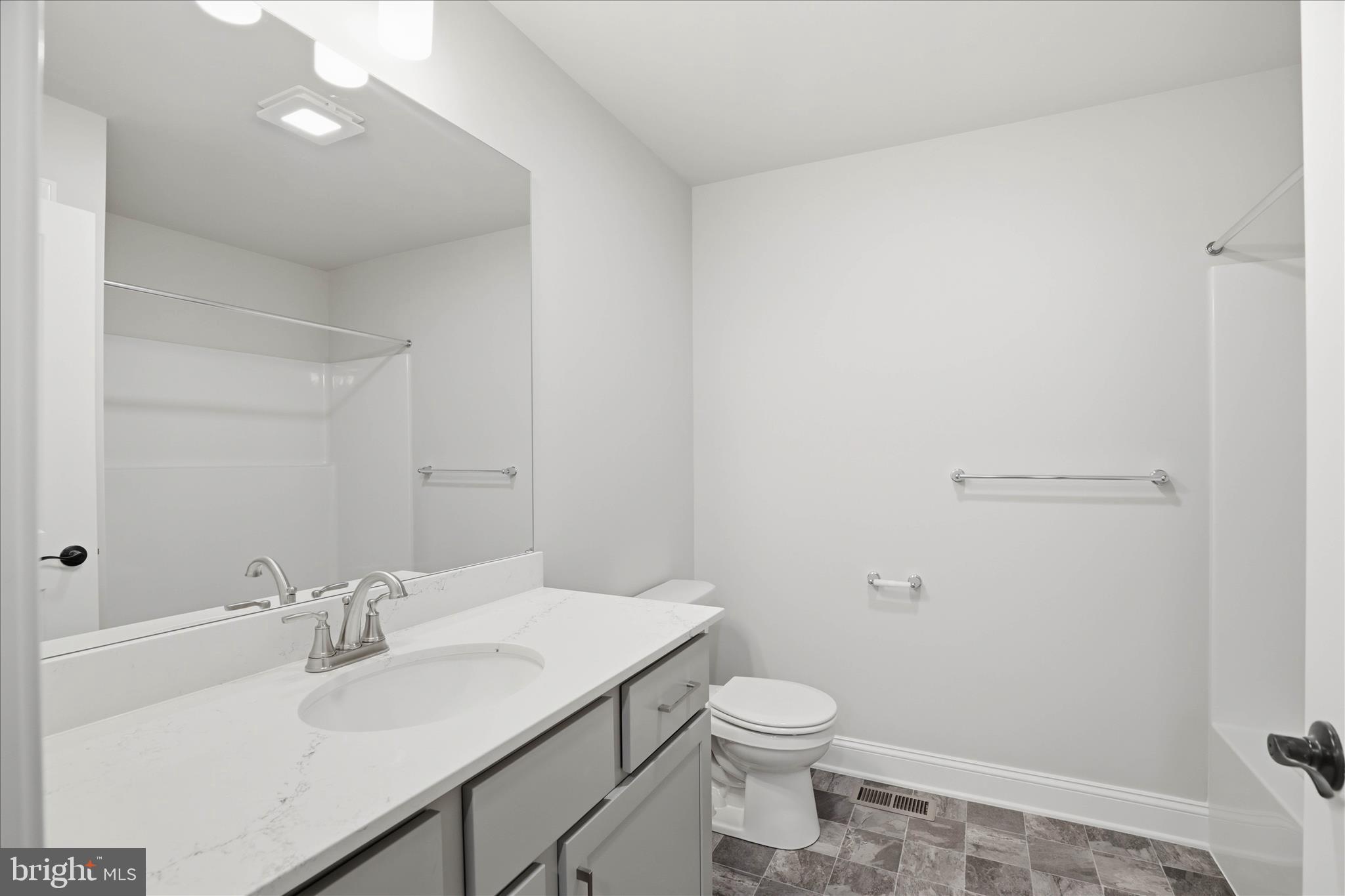 CROSSGATES - Residential