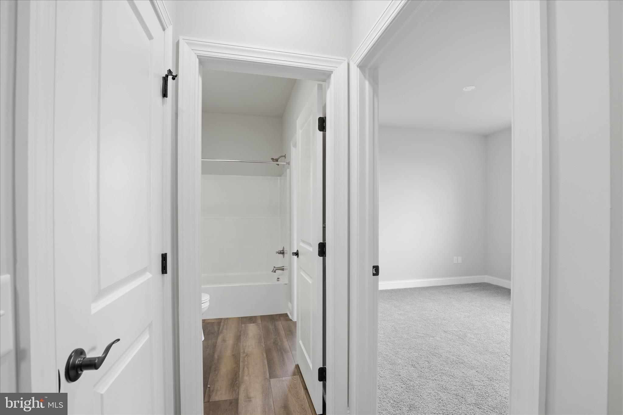 CROSSGATES - Residential