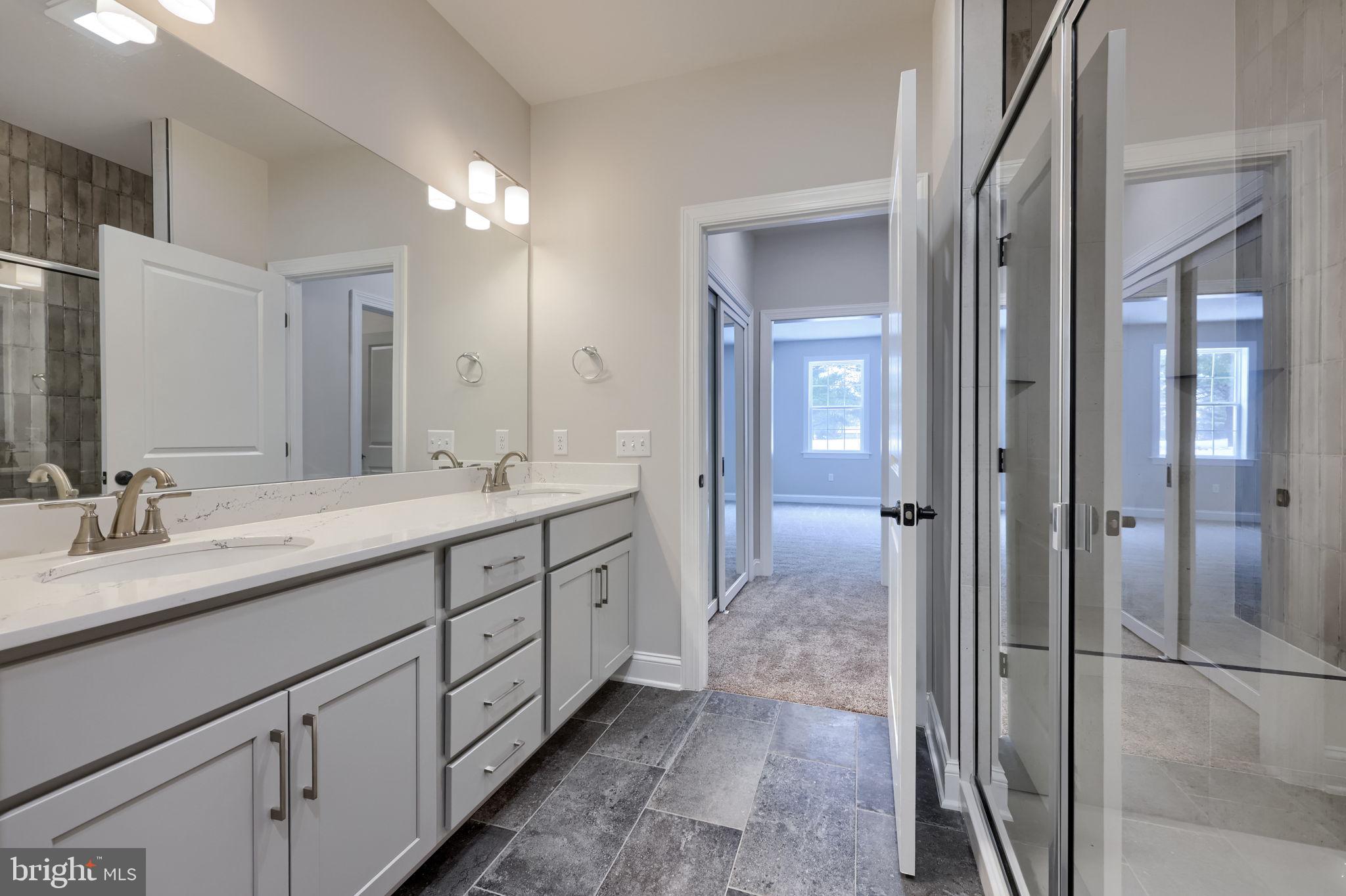 CROSSGATES - Residential