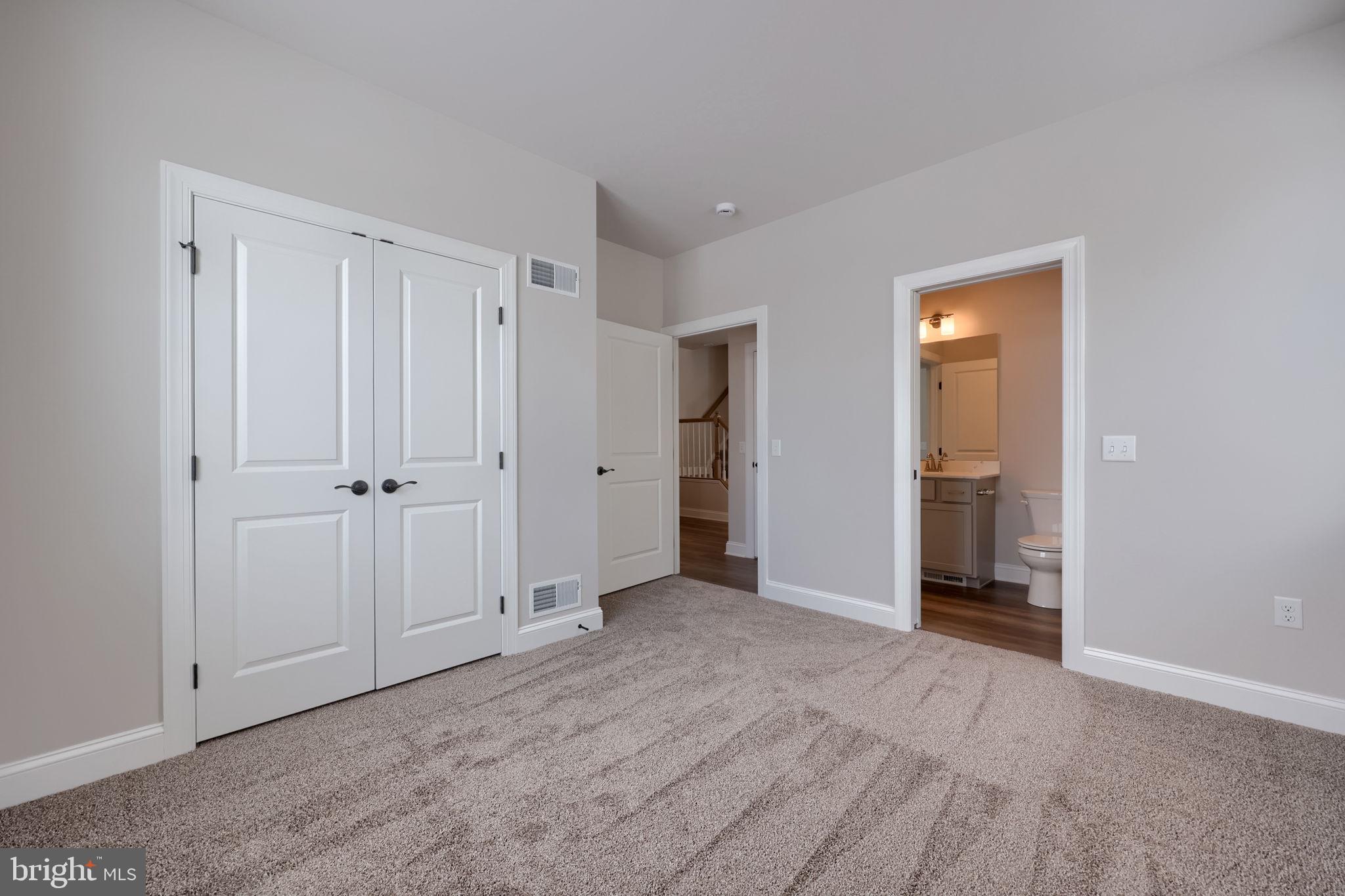 CROSSGATES - Residential