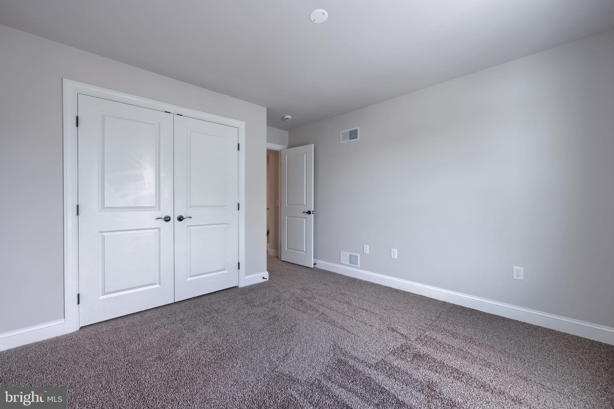 CROSSGATES - Residential