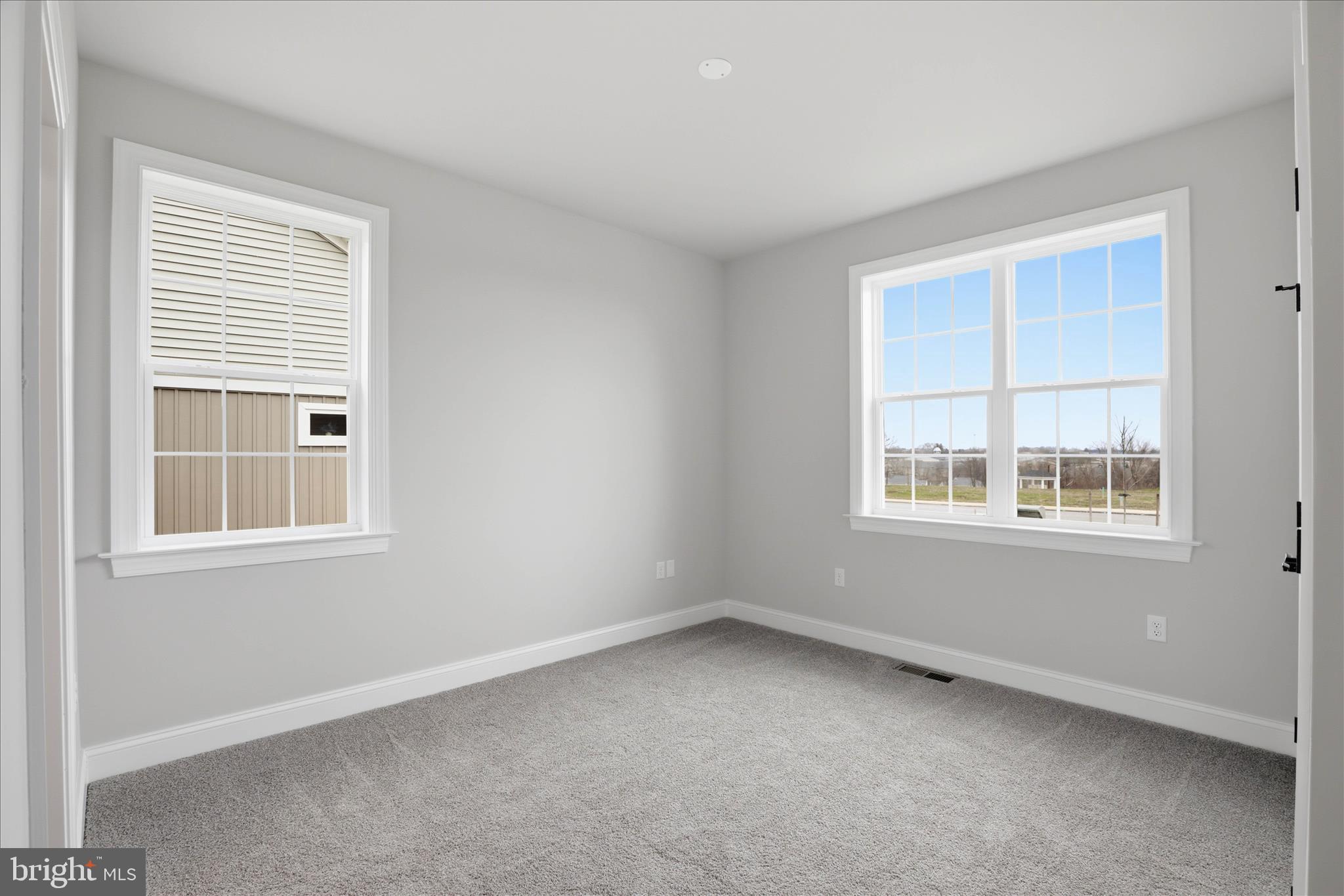 CROSSGATES - Residential