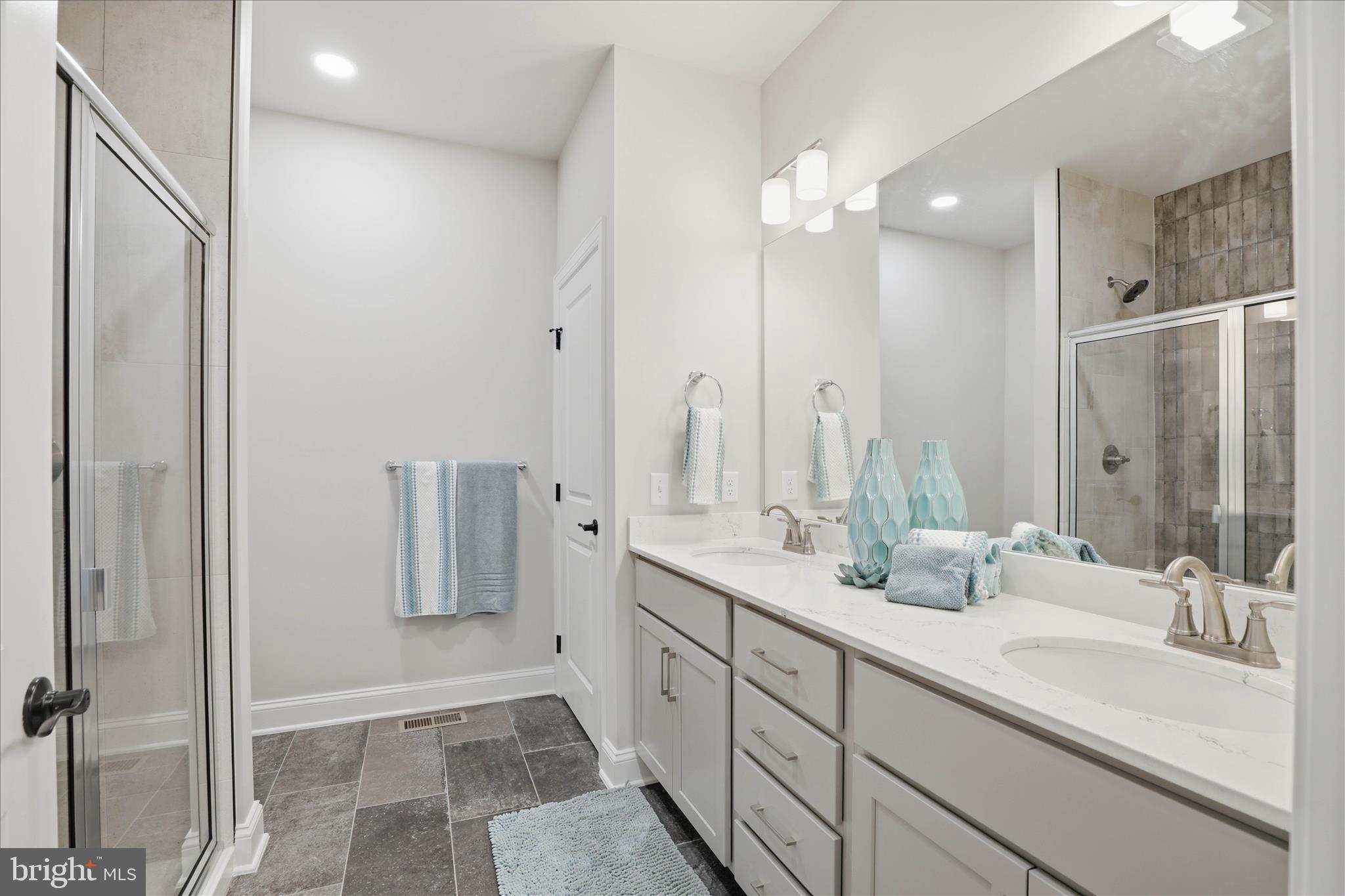 CROSSGATES - Residential