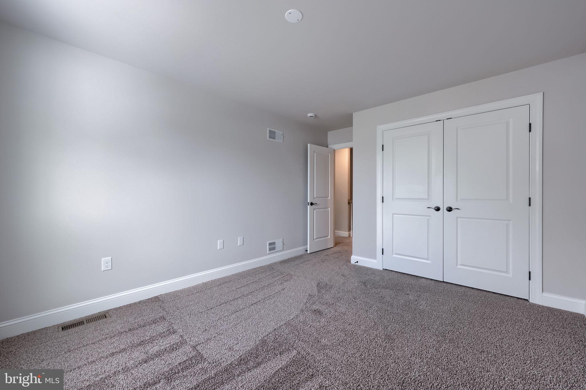 CROSSGATES - Residential