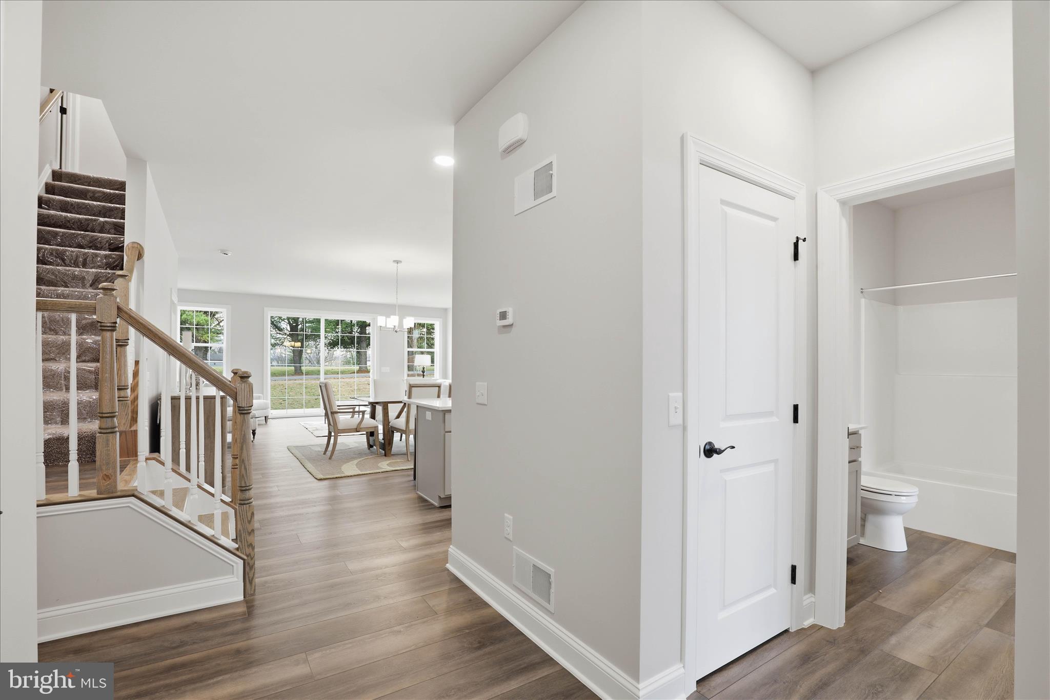 CROSSGATES - Residential