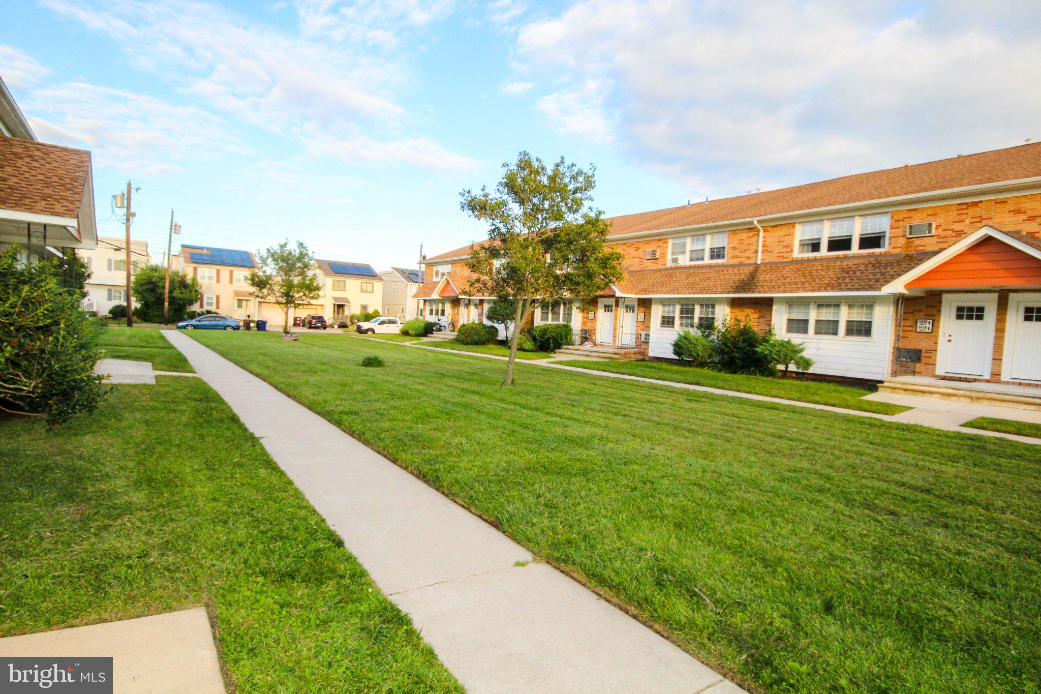 5423 SUFFOLK COURT