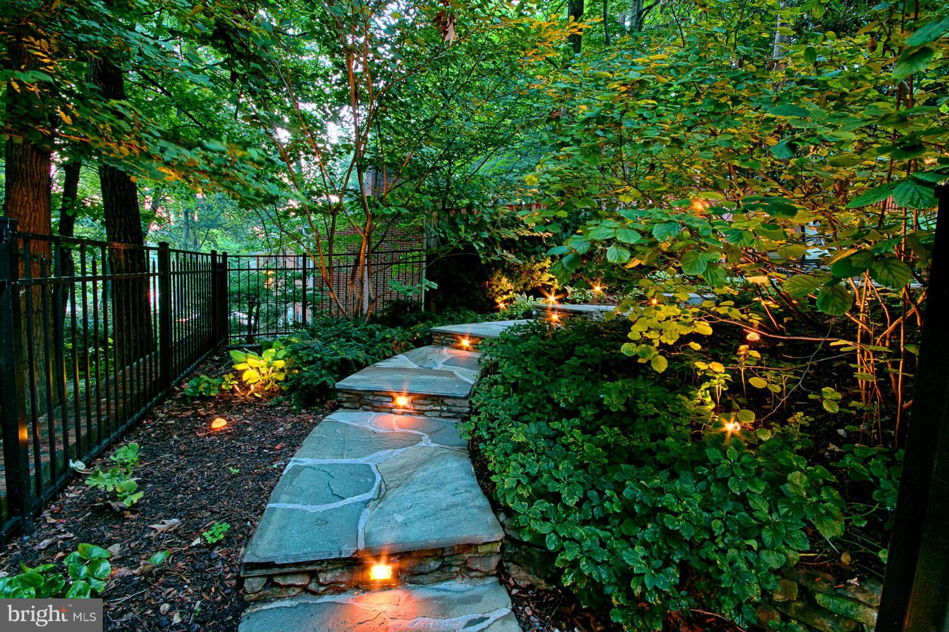 BUSH HILL WOODS - Residential