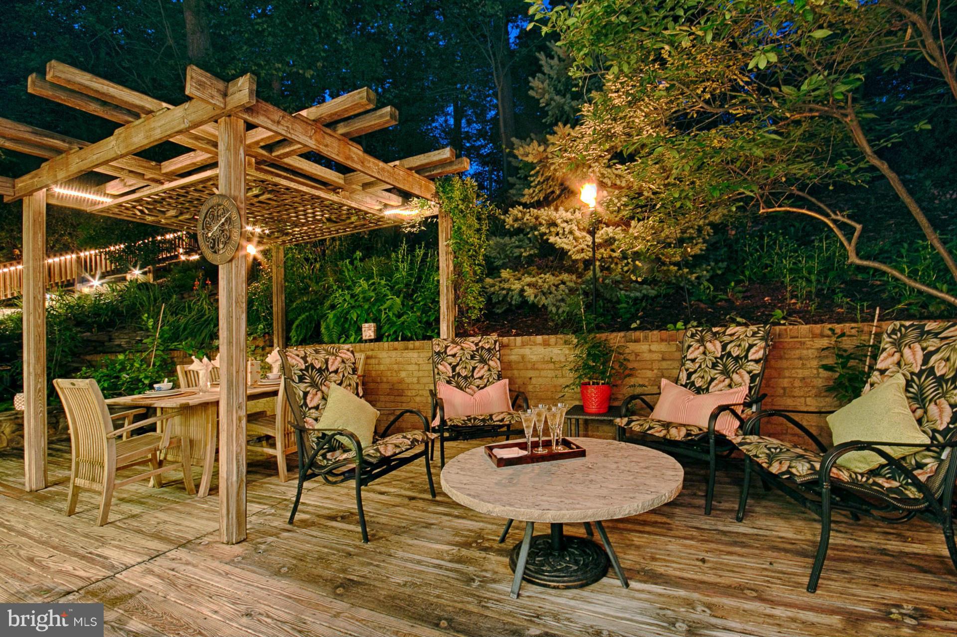 BUSH HILL WOODS - Residential