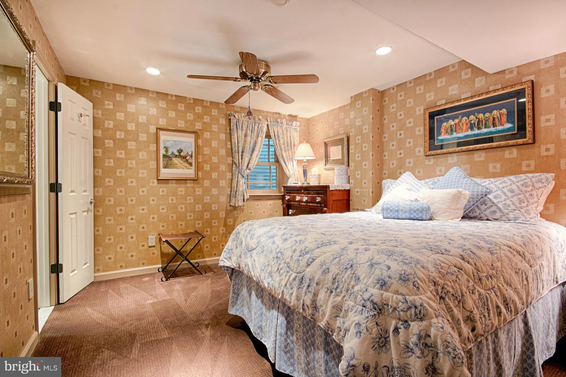 BUSH HILL WOODS - Residential