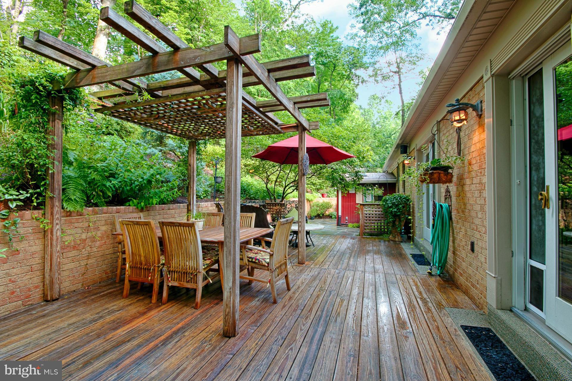 BUSH HILL WOODS - Residential