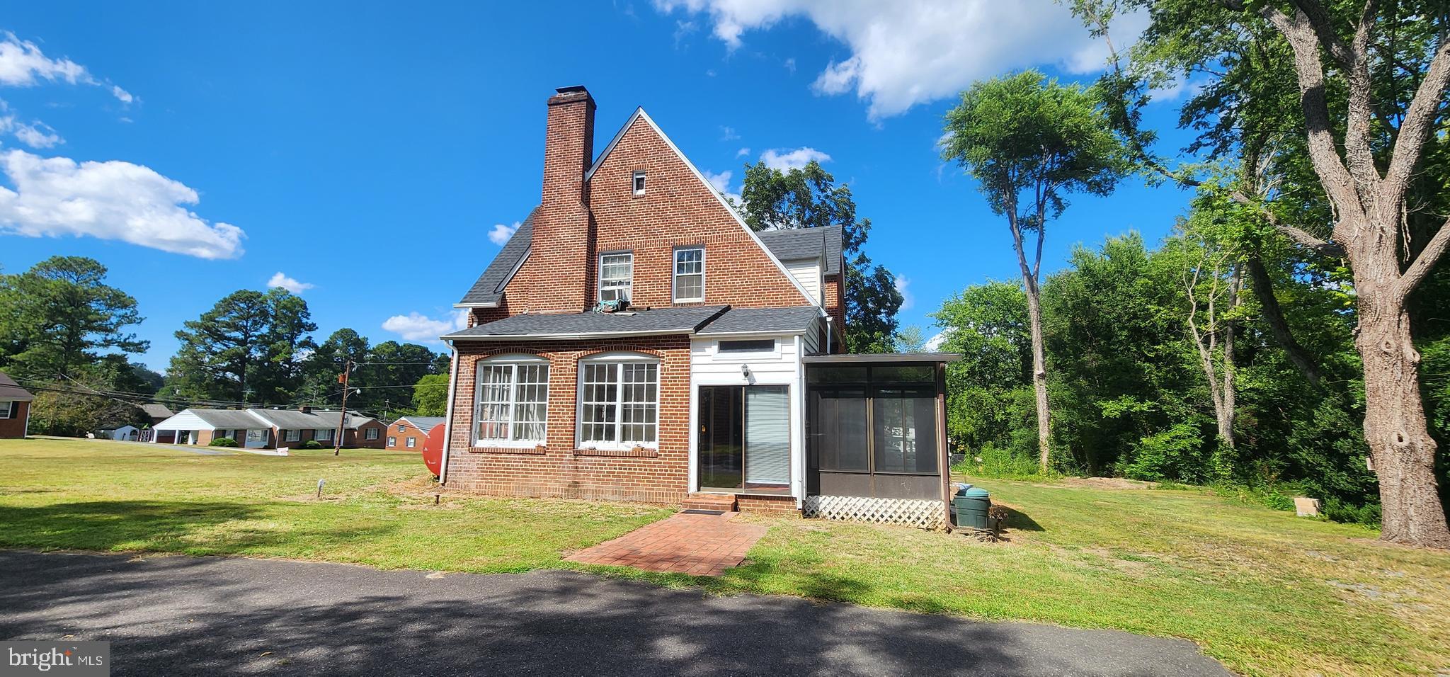 109 ELLISVILLE DRIVE