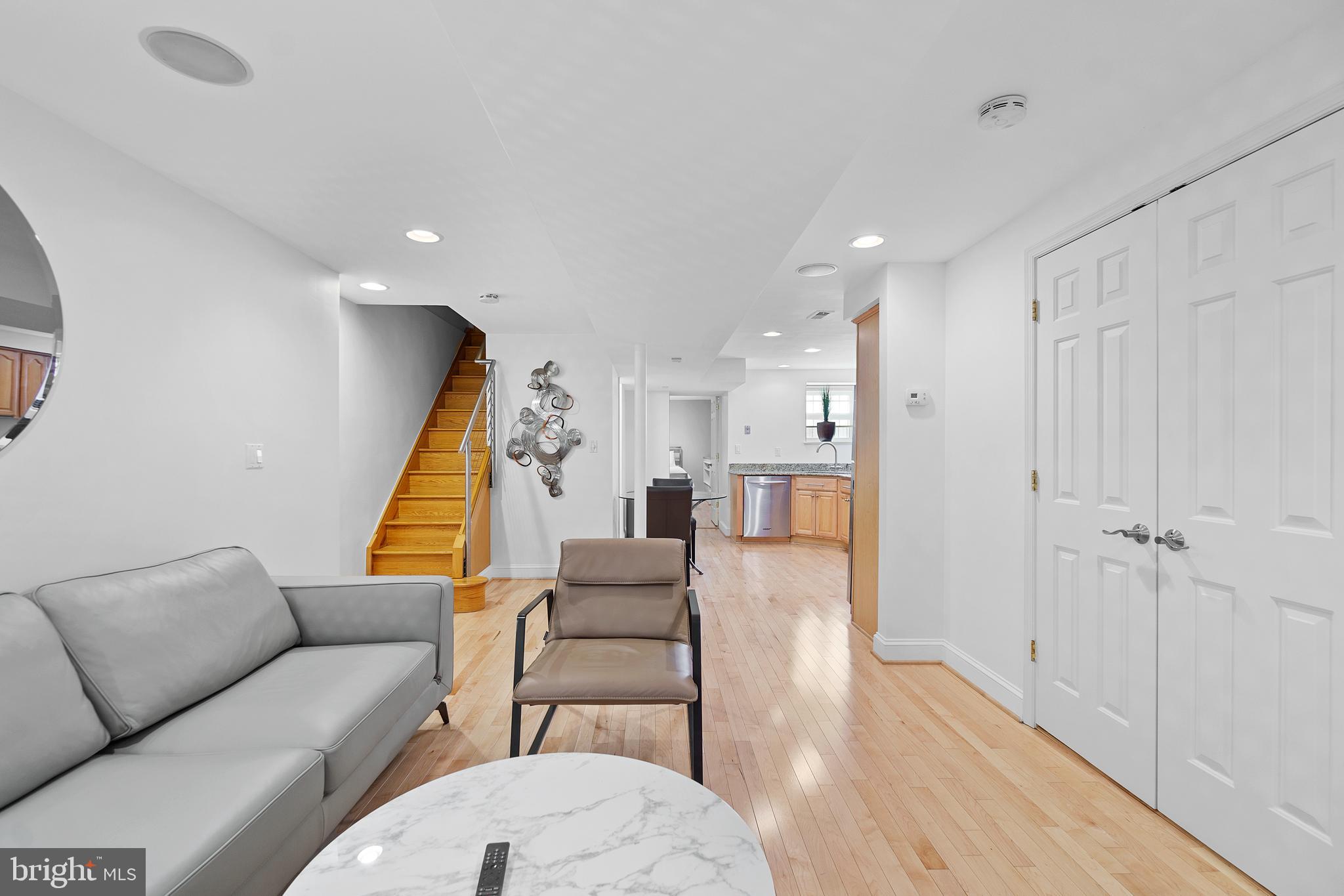 936 T STREET NW UNIT B