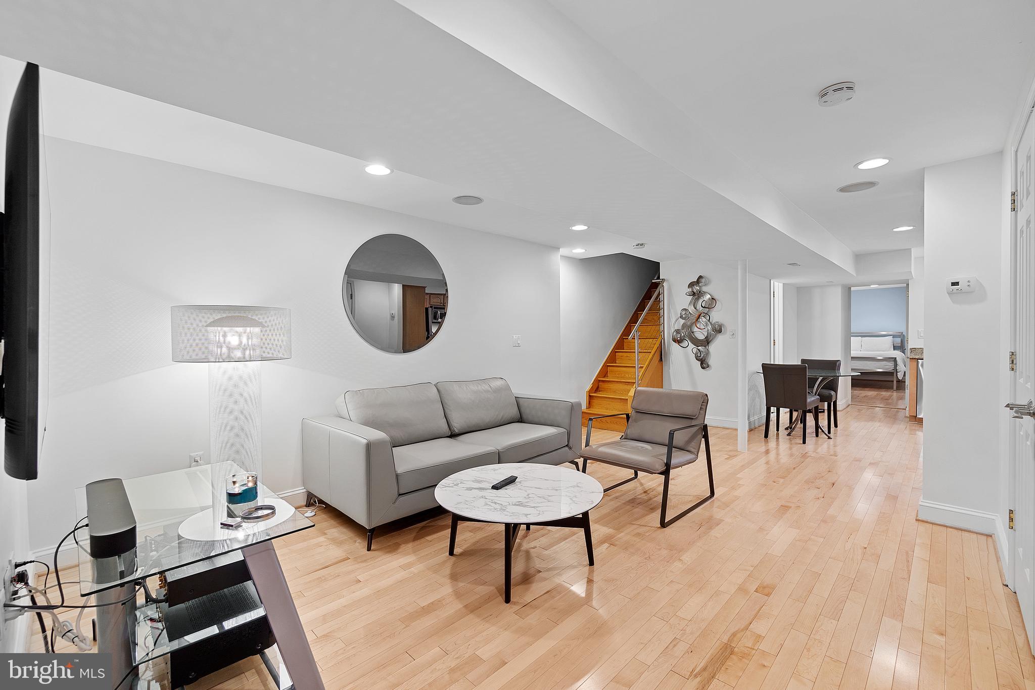 936 T STREET NW UNIT B