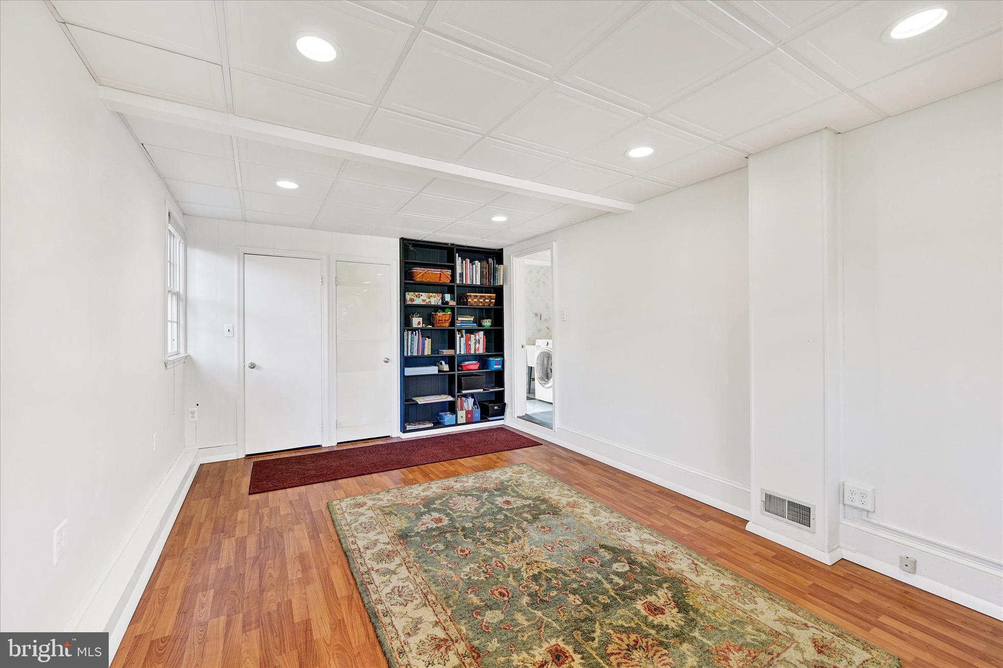 SUMMER HILL - Residential